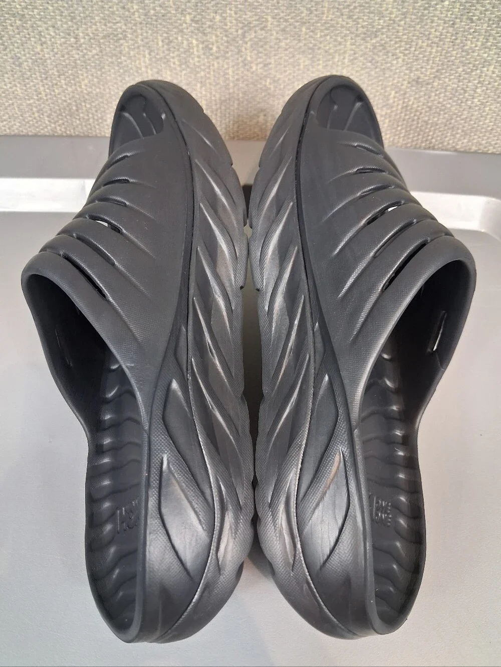 Hoka One One Black Men’s Slide Sandals